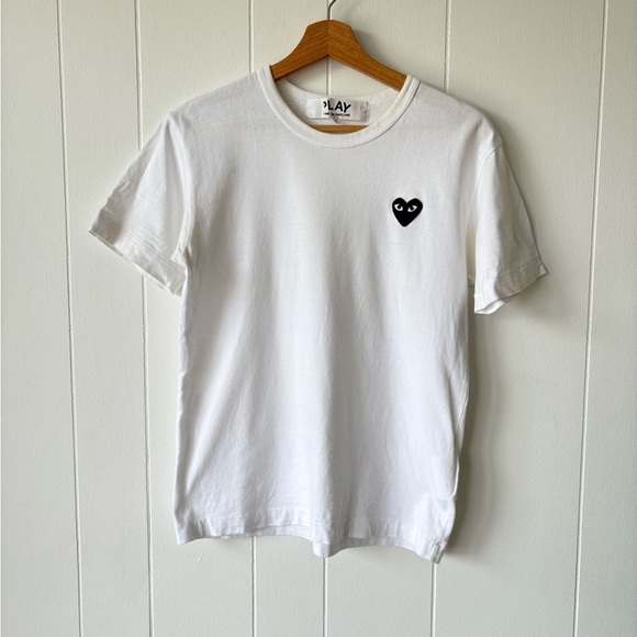 Comme Des Garçons Play heart-patch T-shirt | Size Small - Picture 2 of 9